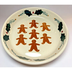 Hartstone USA Made Gingerbread Men Holly 9.5" Round Pie Dish Baking Christmas
